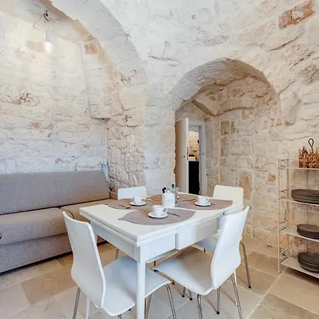 Casolare Treggi',ggg Country house Ostuni